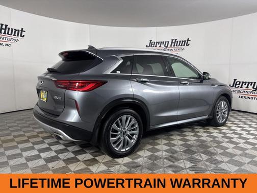 2024 INFINITI QX50 Luxe