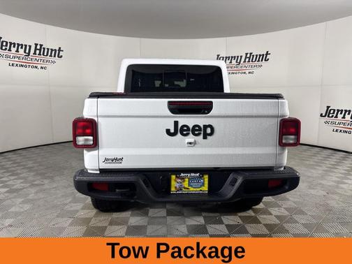 2025 Jeep Gladiator Sport