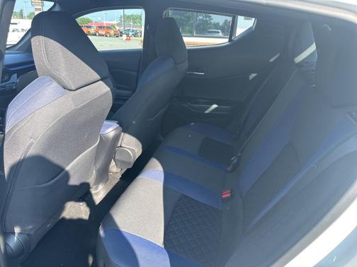2020 Toyota C-HR XLE