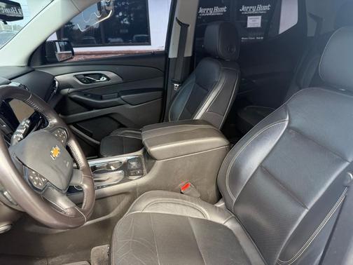 2021 Chevrolet Traverse Premier
