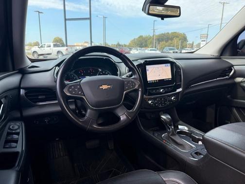 2021 Chevrolet Traverse Premier