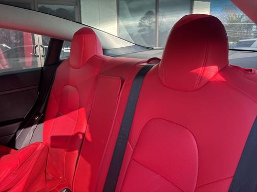 2023 Tesla Model 3 Performance