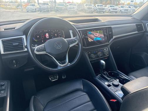 2022 Volkswagen Atlas 3.6L SEL Premium R-Line