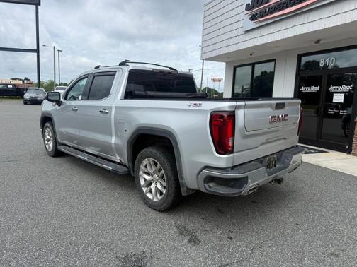 Quicksilver Metallic 2021 GMC Sierra 1500 SLT