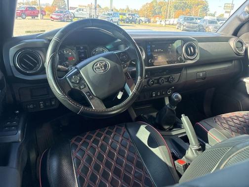 2018 Toyota Tacoma TRD Sport