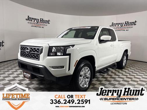2024 Nissan Frontier SV