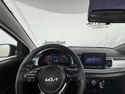 2022 Kia Rio LX