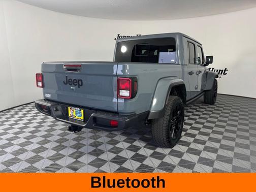 2024 Jeep Gladiator Nighthawk