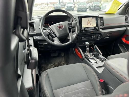 2022 Nissan Frontier PRO-X