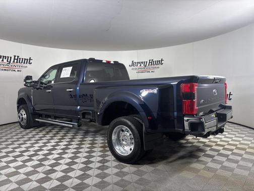 2024 Ford F-450 Lariat