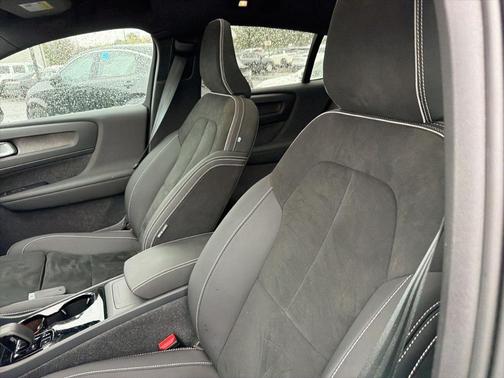 2023 Volvo C40 Recharge Pure Electric Twin Ultimate