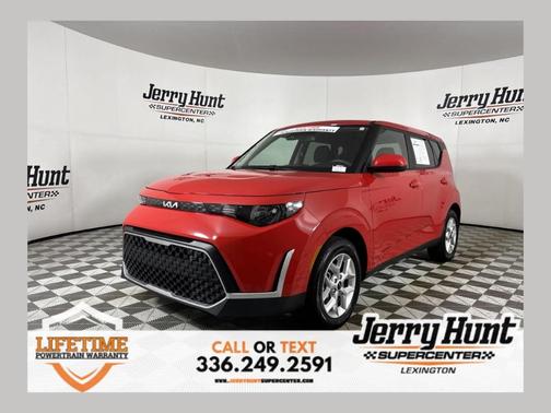 Inferno Red 2025 Kia Soul LX