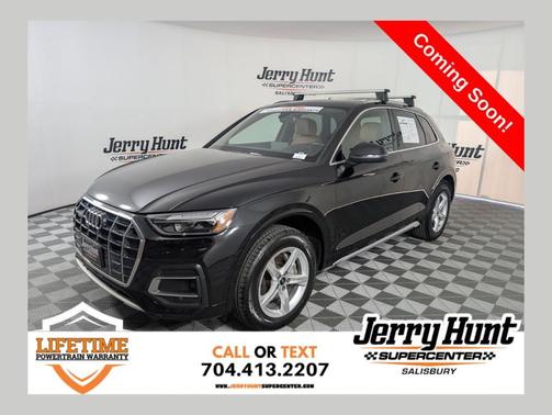 Mythos Black Metallic 2023 Audi Q5 40 Premium