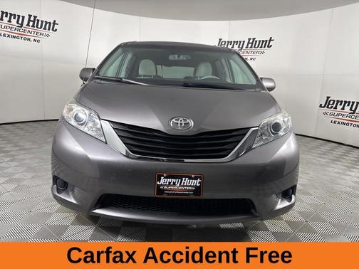 2014 Toyota Sienna LE