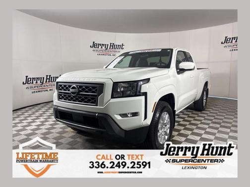 2024 Nissan Frontier SV