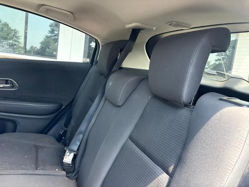 Black 2021 Honda HR-V EX