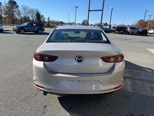 2025 Mazda Mazda3 FWD w/Preferred Package