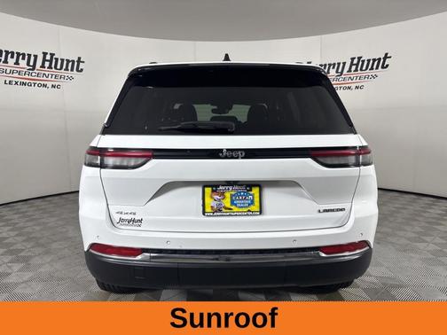 2023 Jeep Grand Cherokee Laredo