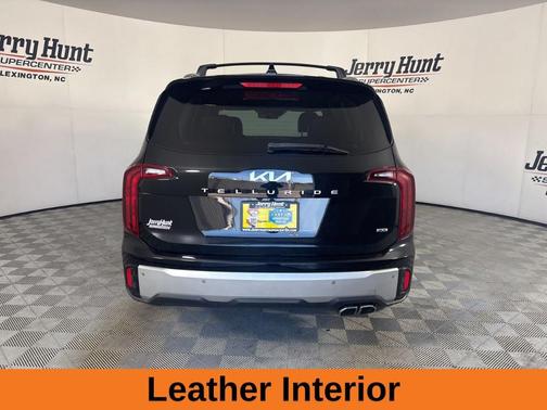 Ebony Black 2024 Kia Telluride S