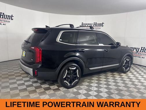 Ebony Black 2024 Kia Telluride S