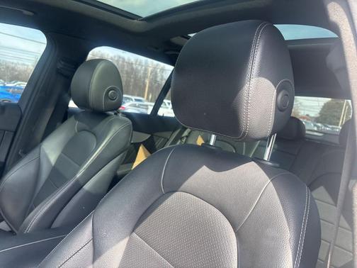 2021 Mercedes-Benz GLC 300 Base