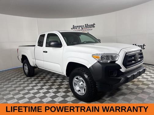 2022 Toyota Tacoma SR