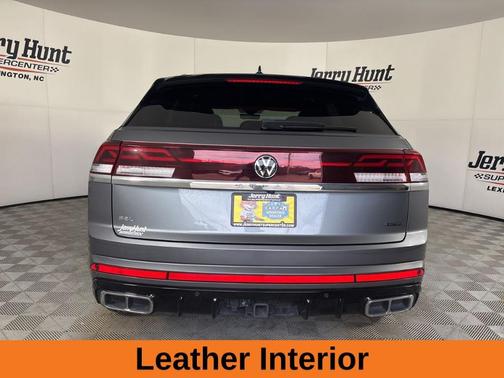 2024 Volkswagen Atlas Cross Sport 2.0T SEL R-Line