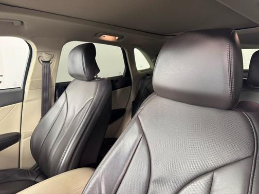 2017 Lincoln MKC Reserve