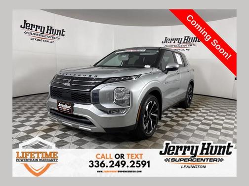 2024 Mitsubishi Outlander PHEV SE