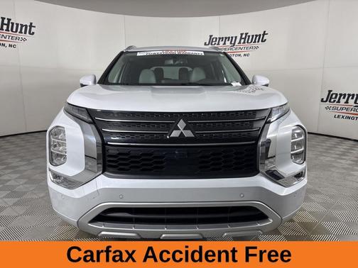 2024 Mitsubishi Outlander SEL