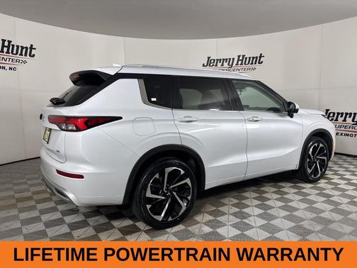 2024 Mitsubishi Outlander SEL