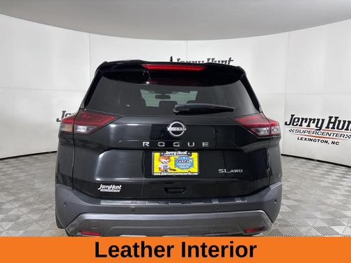 2022 Nissan Rogue SL