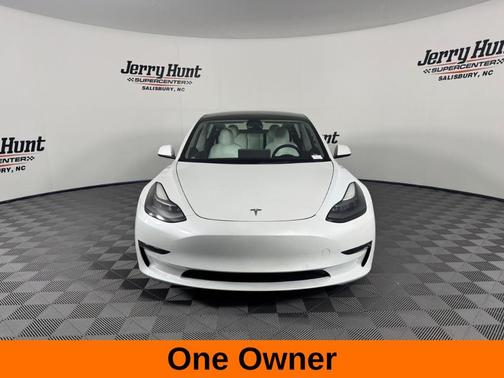 2022 Tesla Model 3 Base