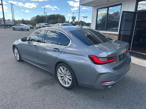 2024 BMW 330 i