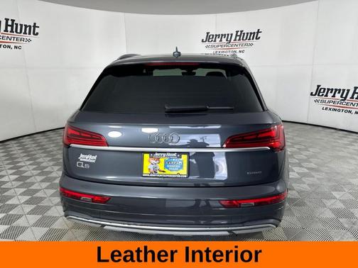 Manhattan Gray Metallic 2023 Audi Q5 40 Premium
