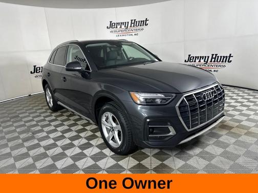 Manhattan Gray Metallic 2023 Audi Q5 40 Premium