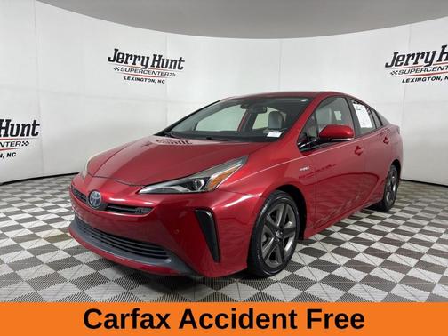 2019 Toyota Prius XLE