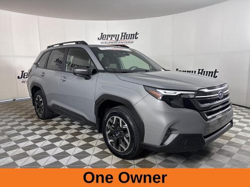 Riverrock Green 2025 Subaru Forester Premium