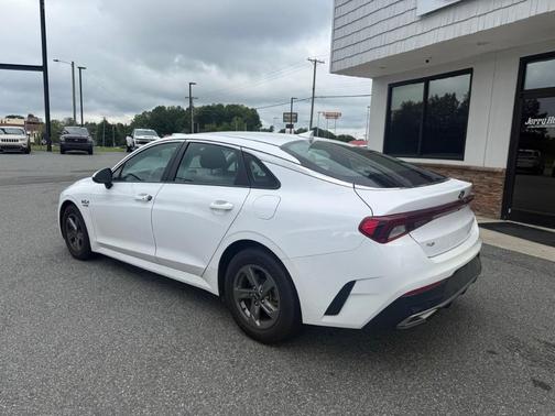 2021 Kia K5 LXS