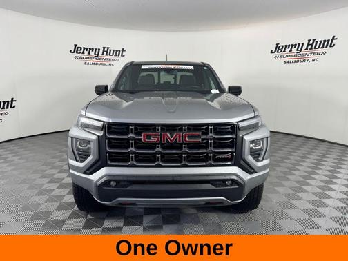 Sterling 2025 GMC Canyon AT4