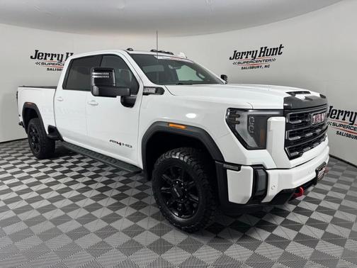 2024 GMC Sierra 2500 AT4