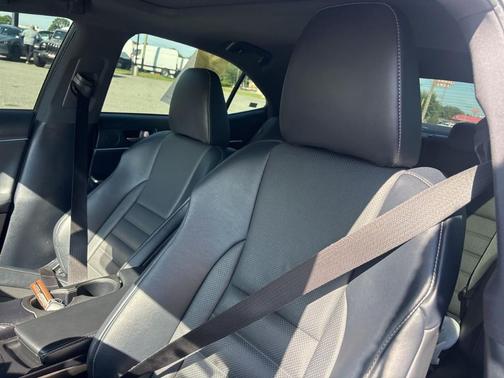 Ultra White 2019 Lexus IS 350 Base