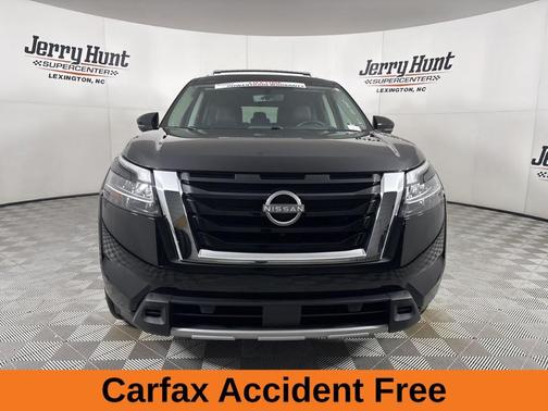 2024 Nissan Pathfinder Platinum