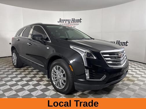 Stellar Black Metallic 2017 Cadillac XT5 Luxury