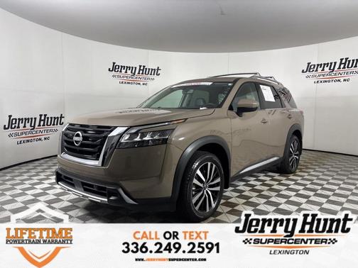 2024 Nissan Pathfinder Platinum