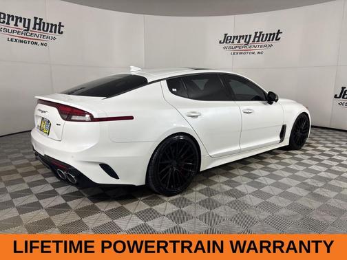 2023 Kia Stinger GT2