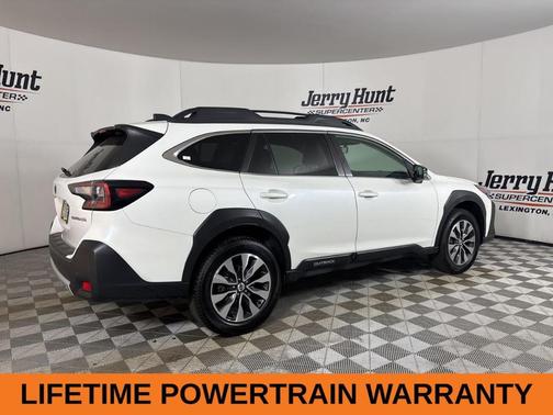 Crystal White Pearl 2025 Subaru Outback Limited