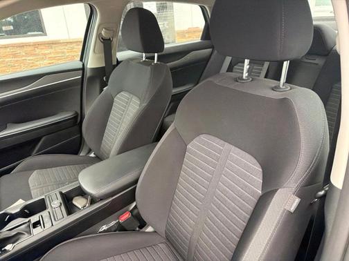 Gray 2025 Kia K5 LXS