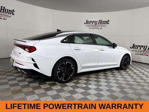 2022 Kia K5 GT-Line