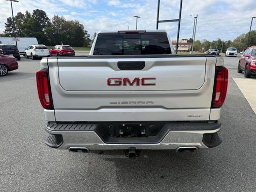 2022 GMC Sierra 1500 Limited SLT